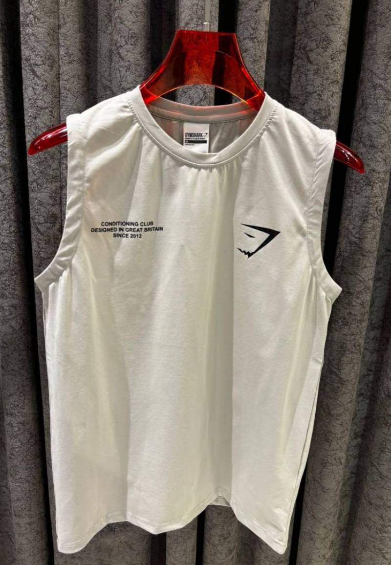 GYMSHARKx IMPORTED STORE ARTICLE SANDO DARK