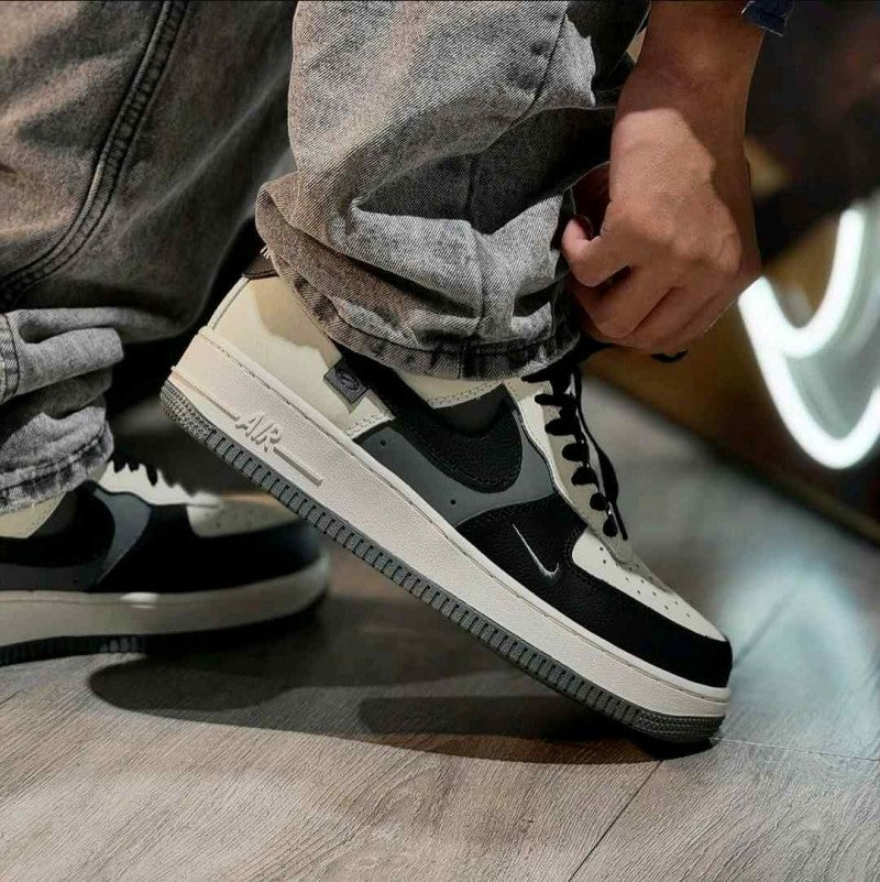 Nike AirForce 1 Low Oreo Coco 810