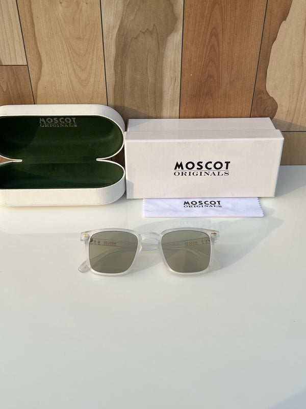 Moscot_2339_white_green