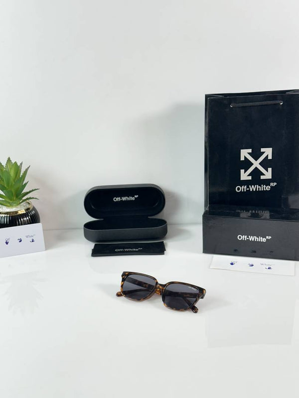 OFF_2135_Chita_Black