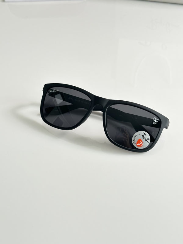 RB 3575 Black