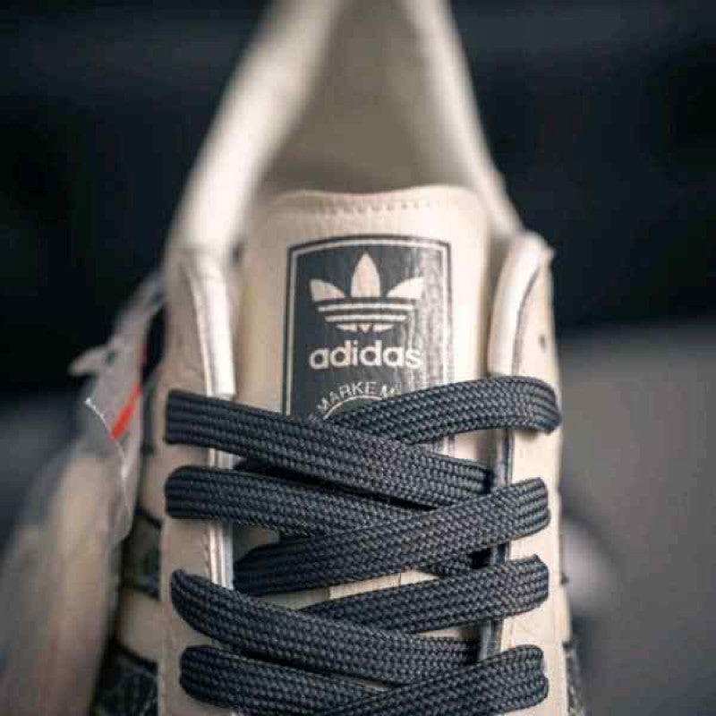 Addias samba X loiuss Vuitton