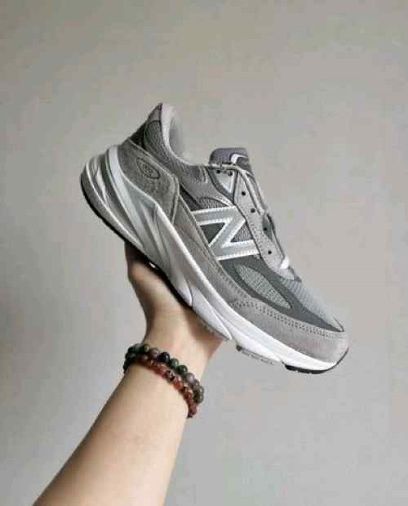New Balencee 990v6 Grey 2578
