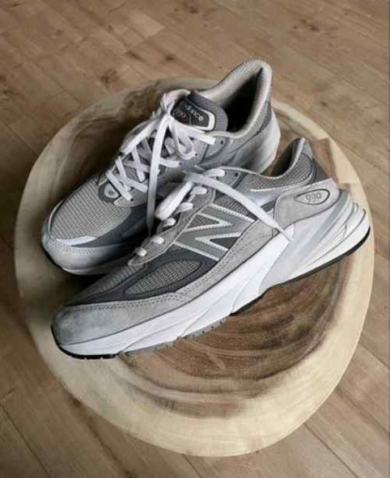 New Balencee 990v6 Grey 2578
