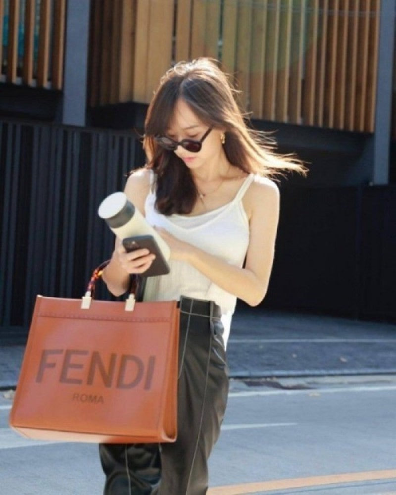 Fendi_Roma_Sunshine_Tote_Bag_With_Dust_Bag_&_Shoulder_Strap_(Brown-126)