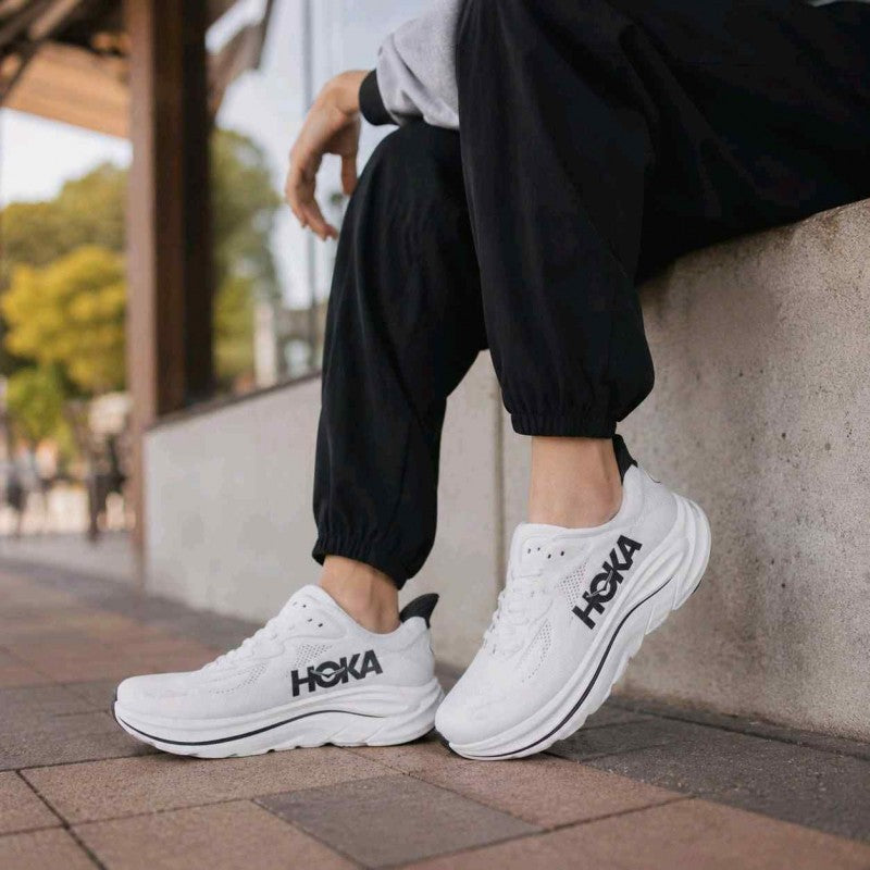 Hoka Clifton 10 White Black 2485