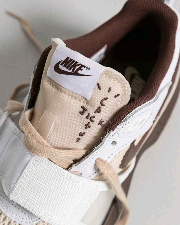 Nike Zoom Field Jaxx Travis Scott Light Chocolate
