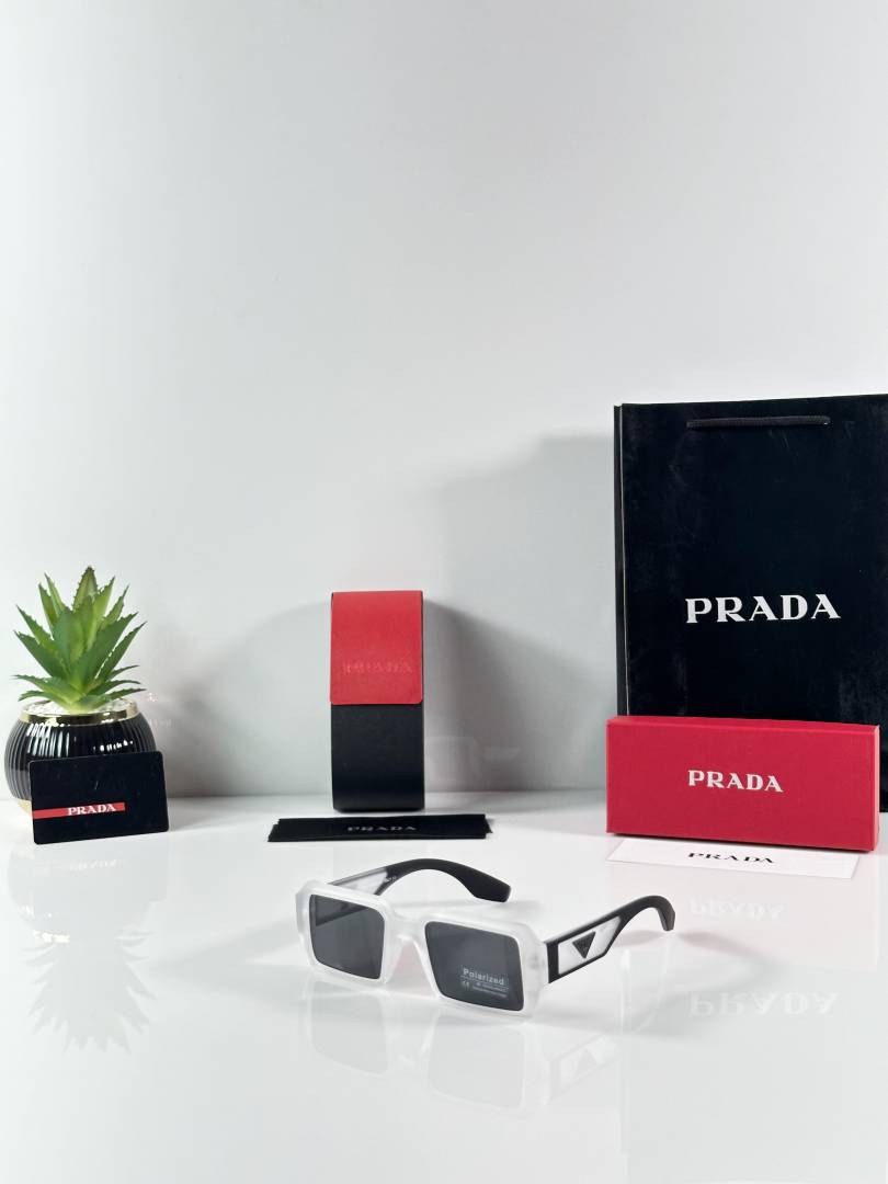 Prada_WMNS_89_Ice_Black