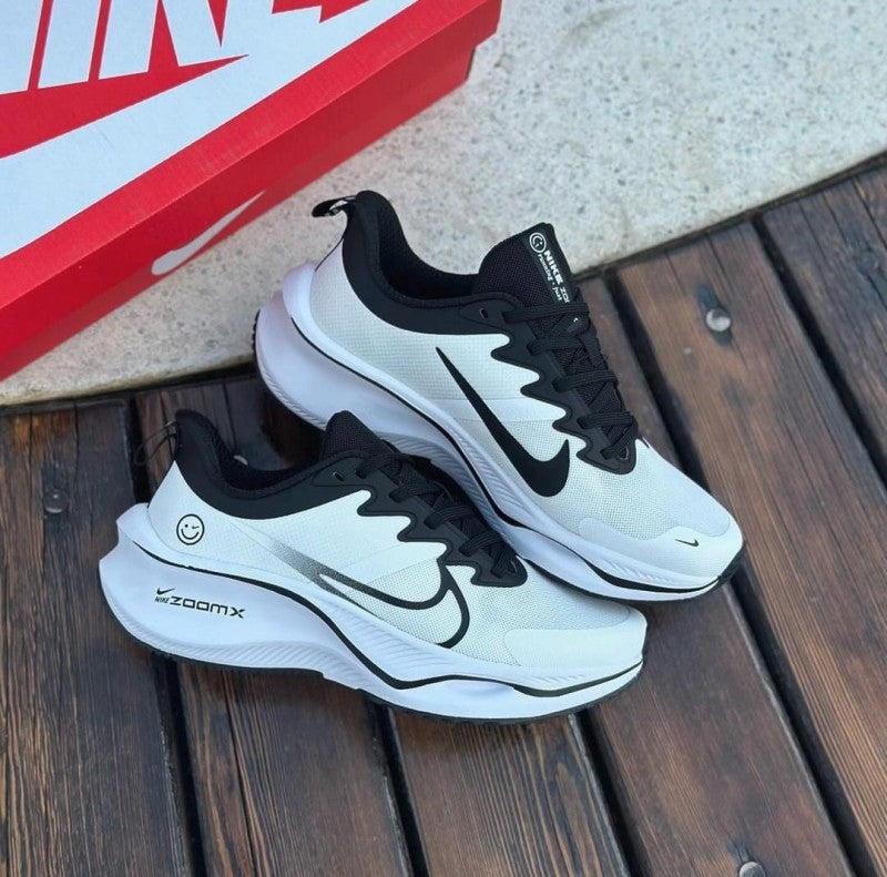Nike Zoom x smiley black white--