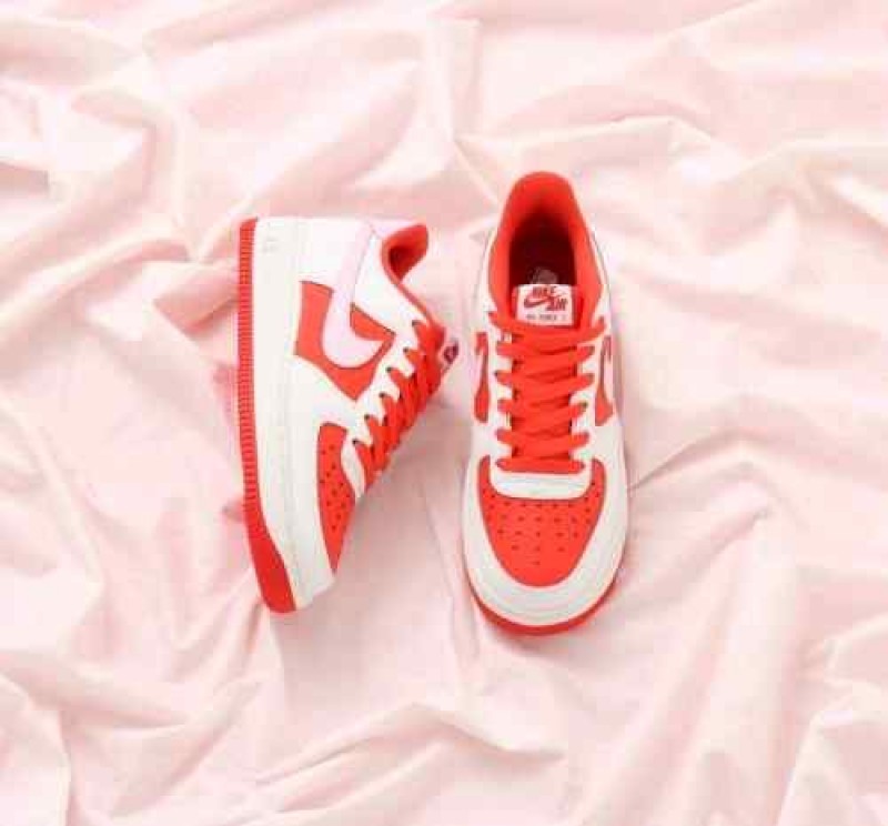 Nike AirForce 1 Low Women s Velentine Day 593