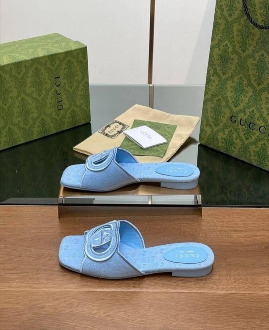 Gucci_Womens_Interlocking_G_Slides_With_Original_Box_CarryBag_Packaging