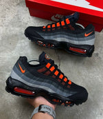 Nike AirMax 95 Hyper Crimson