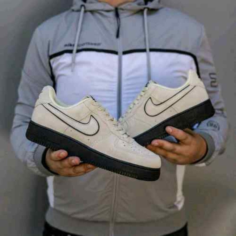 Nike Airforce 1 07 Lv low Light khaki Sneaker 586