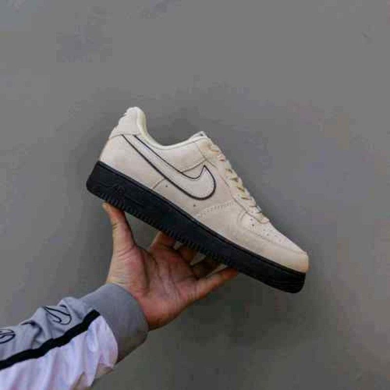 Nike Airforce 1 07 Lv low Light khaki Sneaker 586