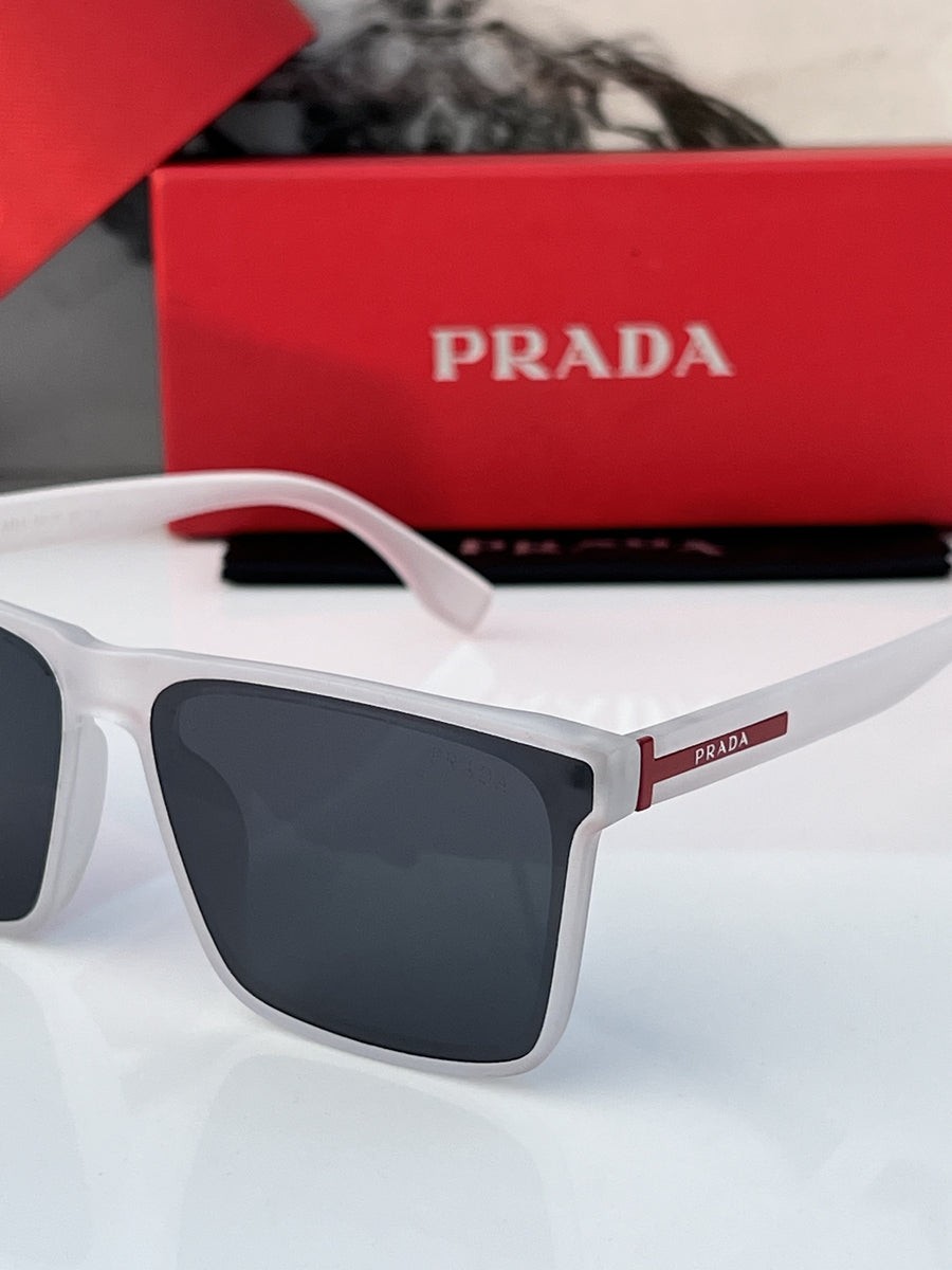 Prada_1350_white