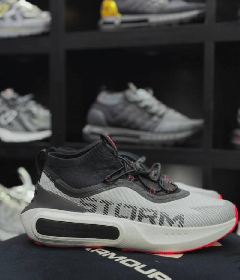 Under Armor Phantom 4 Strom Grey