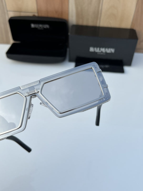Balmain_5514_full_silver