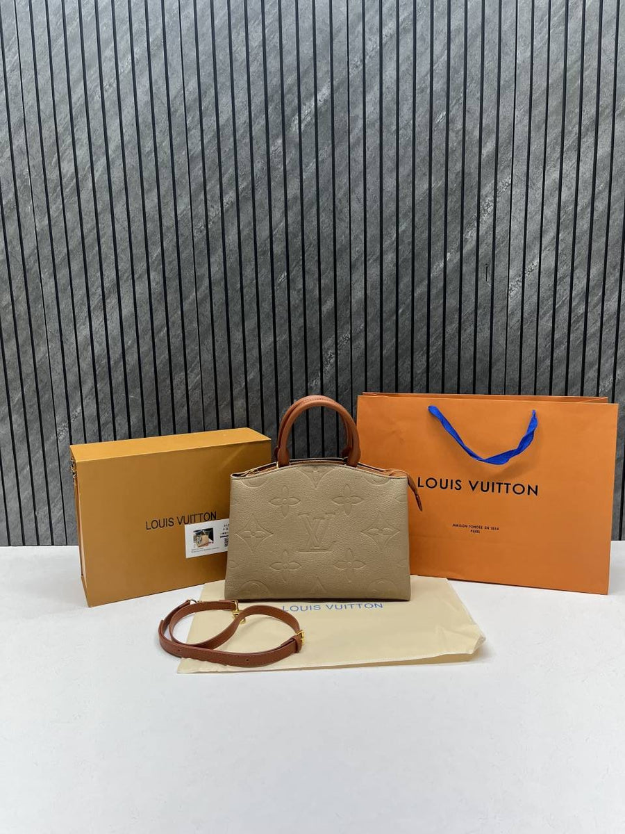 Louis Vuitton_CB_Petite_Palais_Handbag_With_OriginalBox_CarryBag