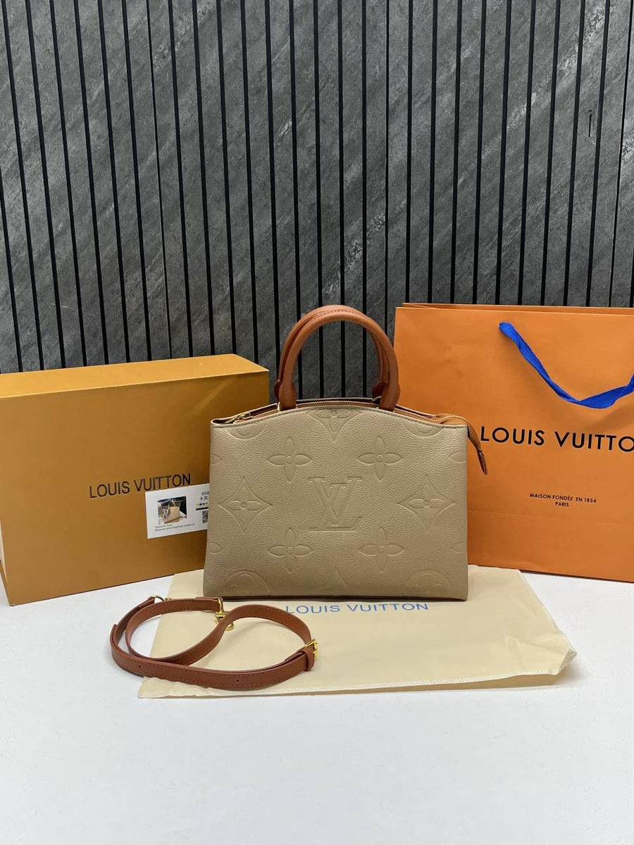 Louis Vuitton_CB_Petite_Palais_Handbag_With_OriginalBox_CarryBag