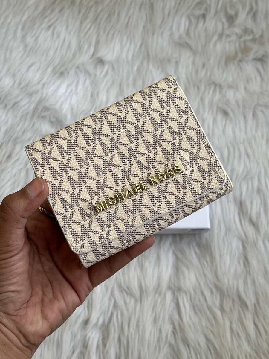 Michael Kors_118_Mini_Trifold_Zippy_Wallet_With_OriginalBox