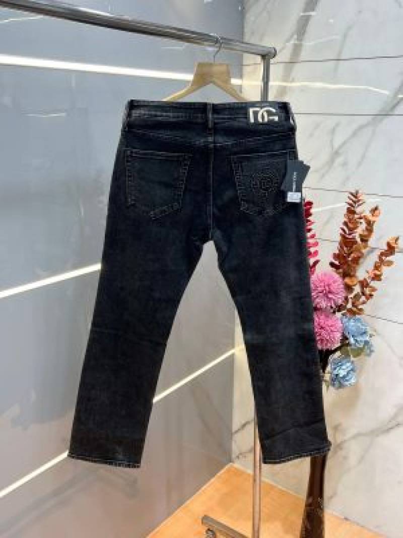 Dolce and gabban a grey shade straight fit premium imported stretchable lycra fabric denim with emboss logo 3684