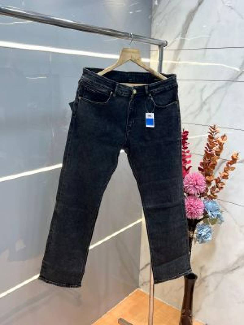 Dolce and gabban a grey shade straight fit premium imported stretchable lycra fabric denim with emboss logo 3684