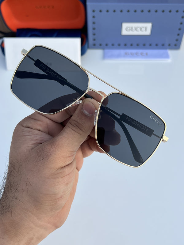 Gucci_7499_gold_black