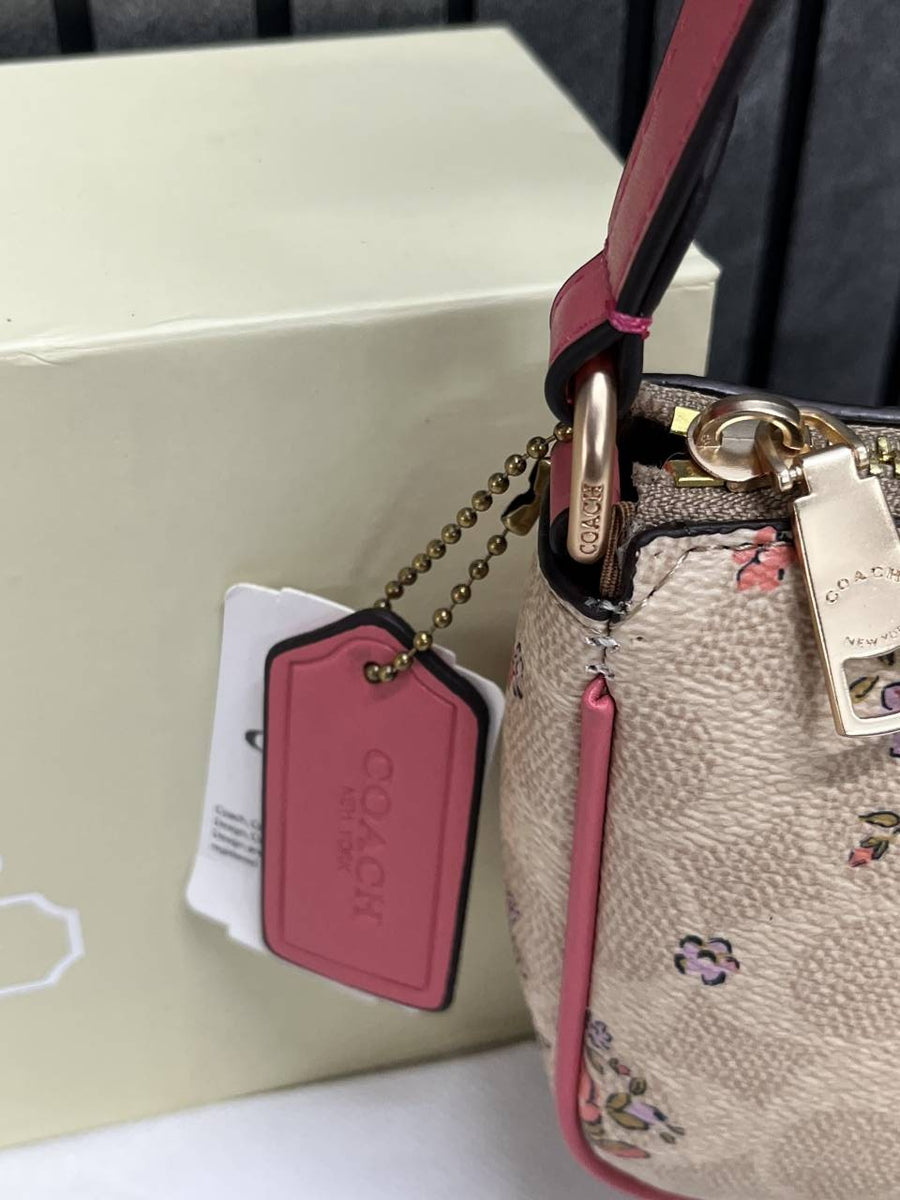 Coach_Nolita_19_Highend_With_OriginalMagnetBox_Flowercharm