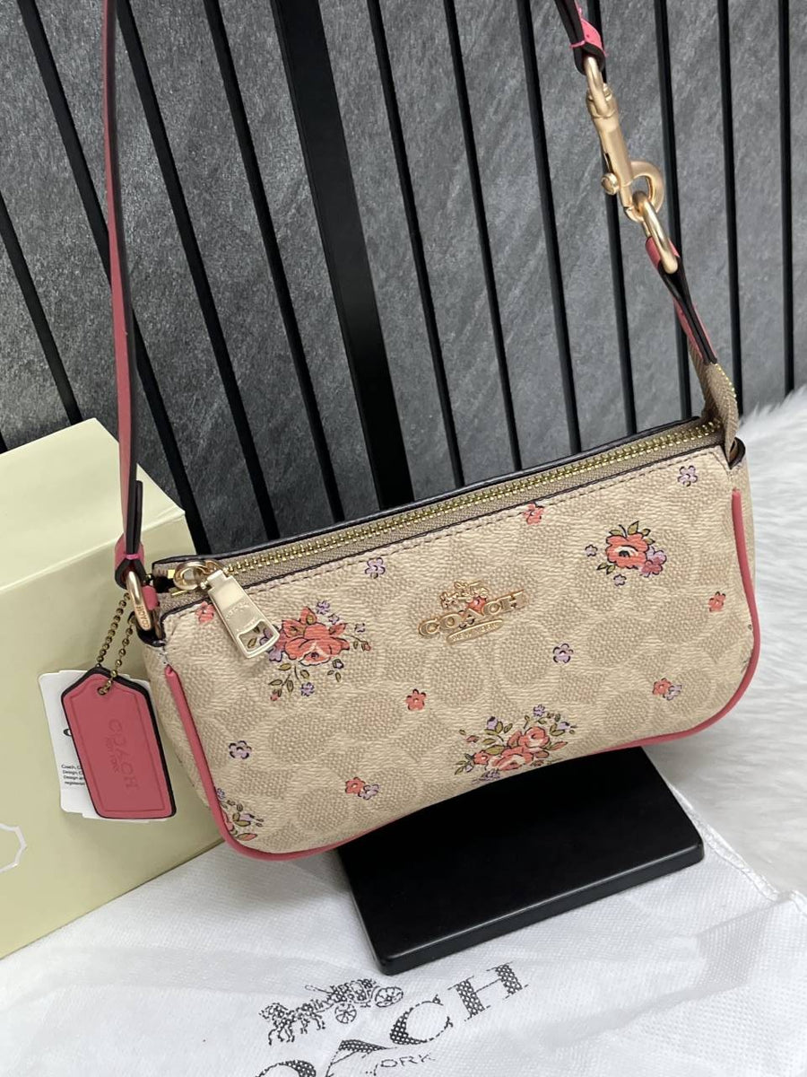 Coach_Nolita_19_Highend_With_OriginalMagnetBox_Flowercharm