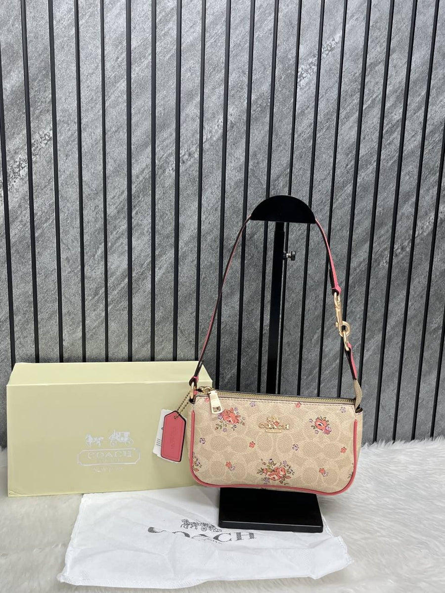 Coach_Nolita_19_Highend_With_OriginalMagnetBox_Flowercharm