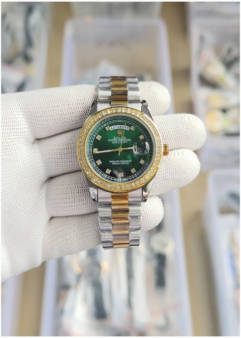 Rolex Oyster perpetual Day Date Diamond 40 Battery - J1448