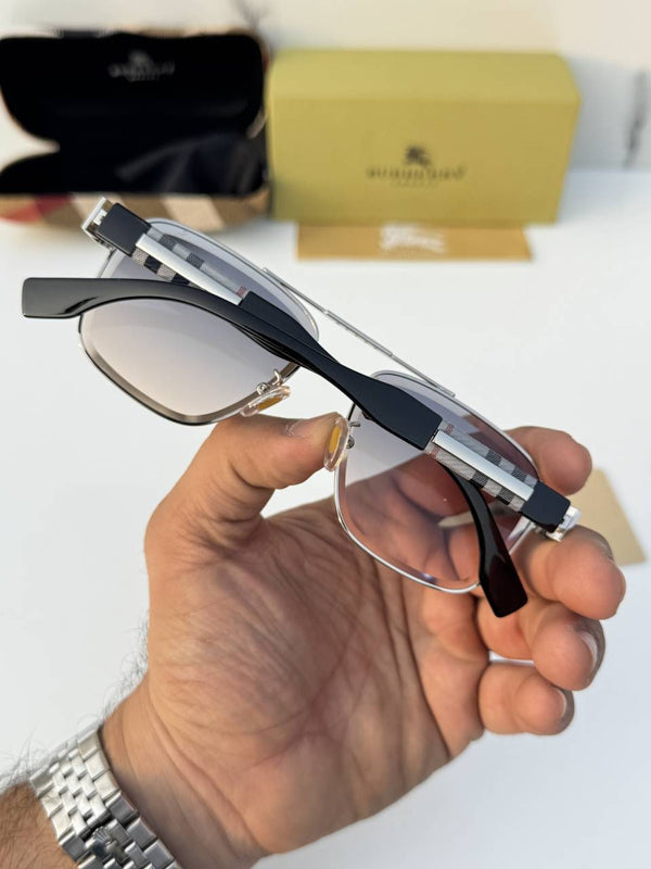 Burberry_2711_silver_blue_pink