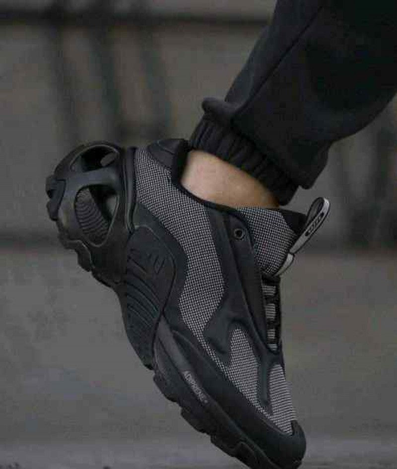 Adidas Wonder Runner All Black