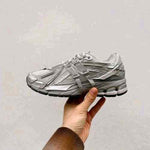 New balencee 1906A Concrete Silver