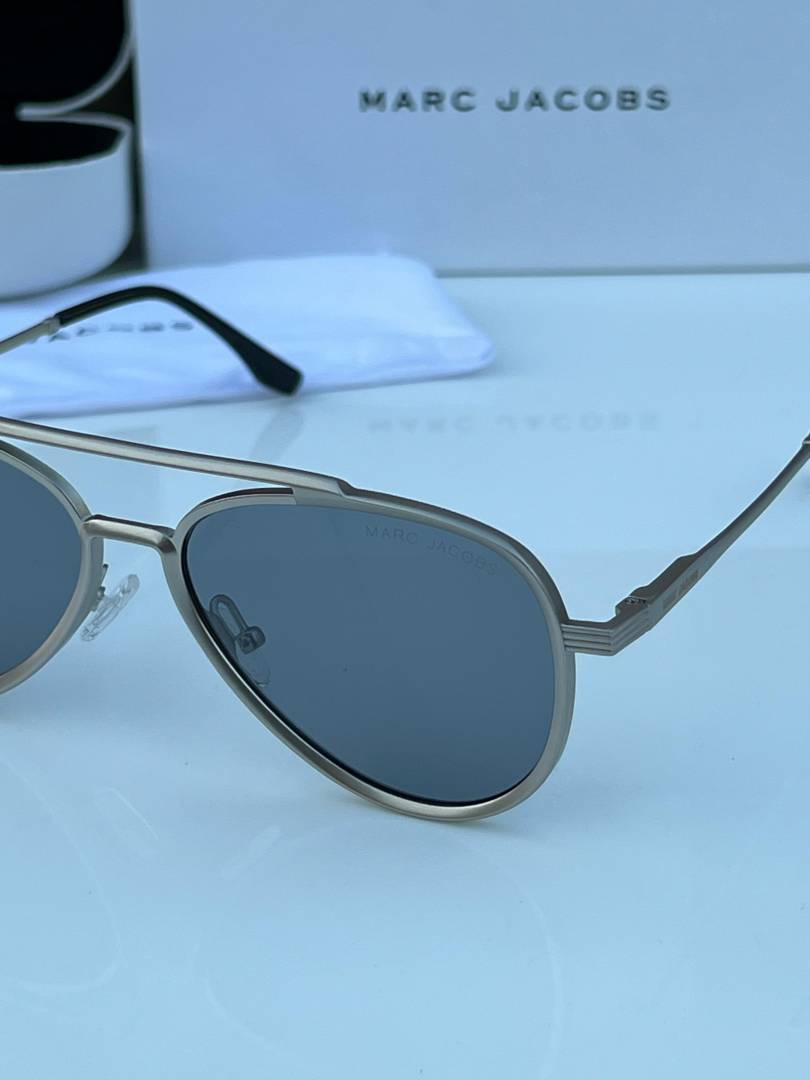 Marc_jacobs_98286_silver_black