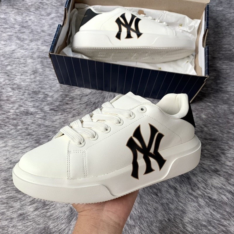 MLB CHUNKY Classic Heel Dia monogram NY YANKEES