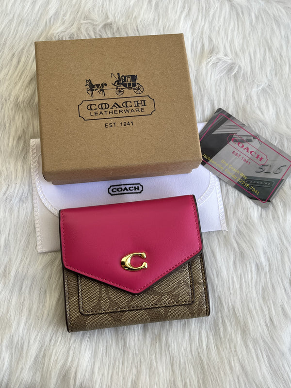 Coach_113_3_Fold_Wallet_With_OriginalBox_DustCover_Card