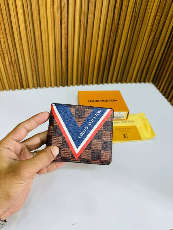127 LV LOIUS VUTTON PREMIUM QUALITY WALLET