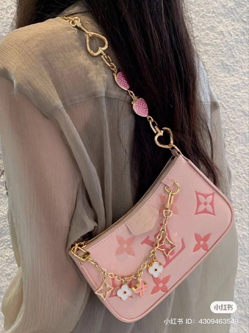 Louis Vuitton_Easy_Pouch_Gradient_Pink_With_OriginalBox_Accessories_OriginalPacking(No_Return)