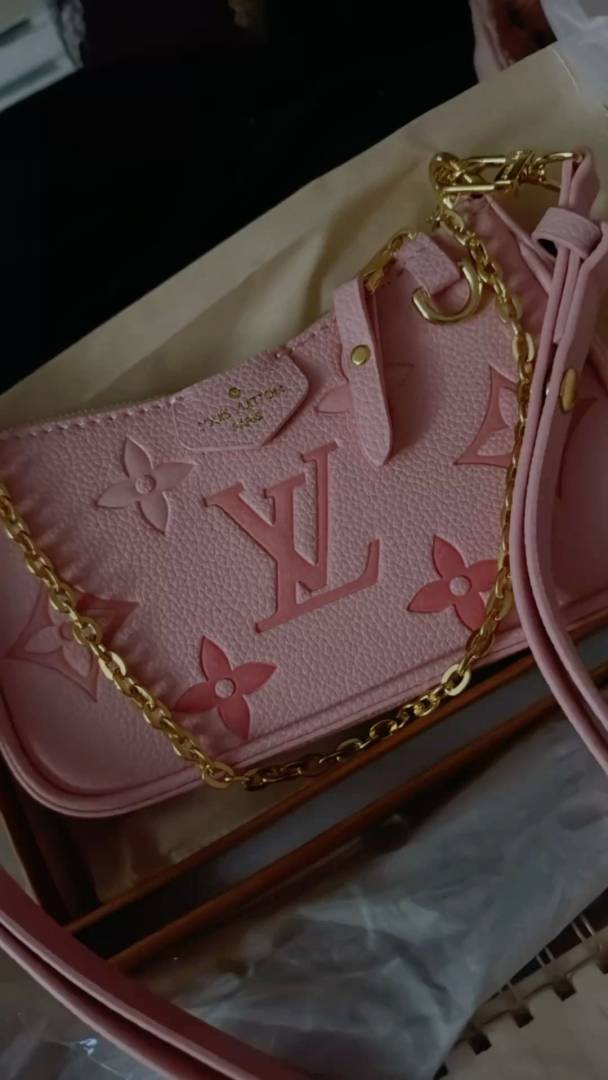 Louis Vuitton_Easy_Pouch_Gradient_Pink_With_OriginalBox_Accessories_OriginalPacking(No_Return)