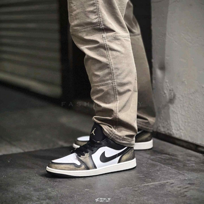 Air jordan 1 Low SE Wear Away Tan yellow