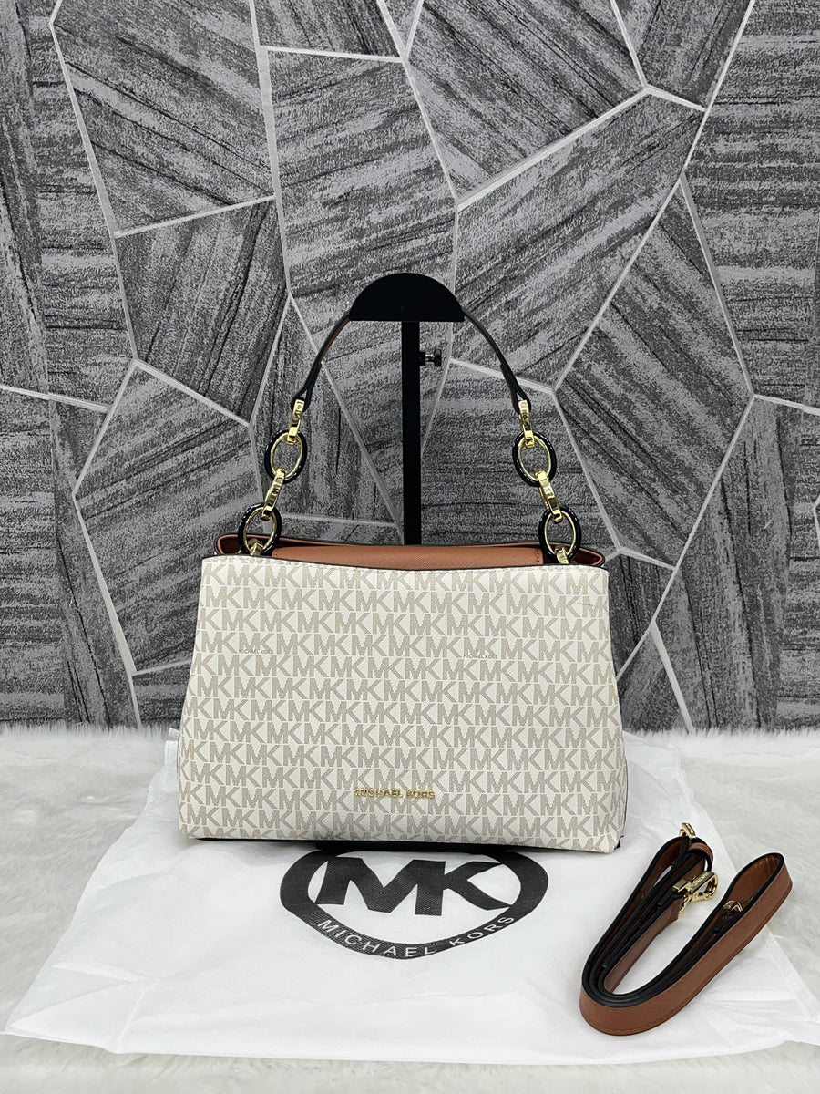Michael Kors_Signature_Logo_Handbag_With_DustCover