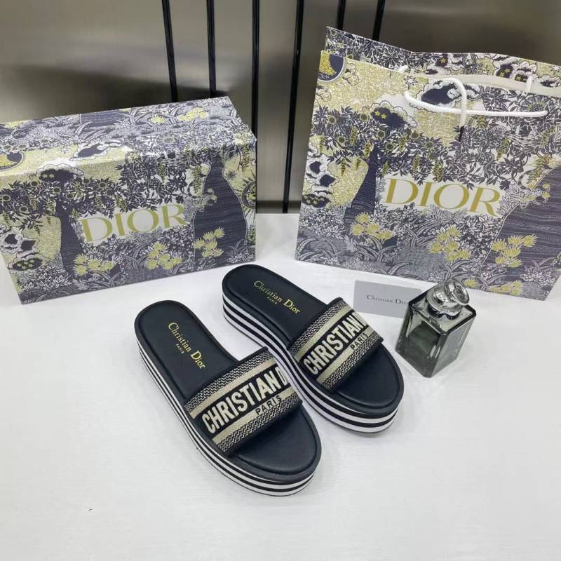 Dior_Riviera_Dway_Platform_Raffia_Slides_For_Women_With_OG_Box_And_Carry_Bag_Black_5099-10