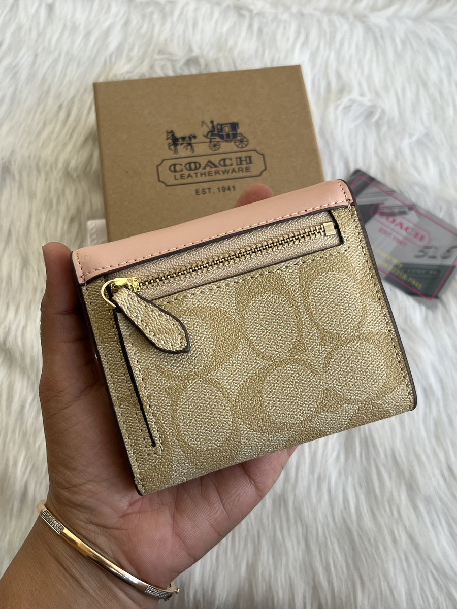 Coach_124_3_Fold_Wallet_With_OriginalBox_DustCover_Card