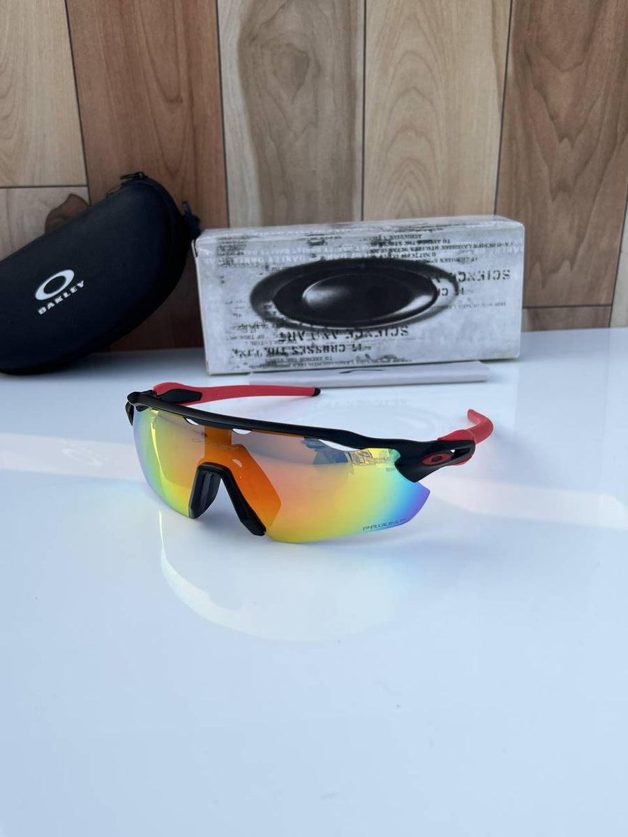 Oakley_9208_black_red
