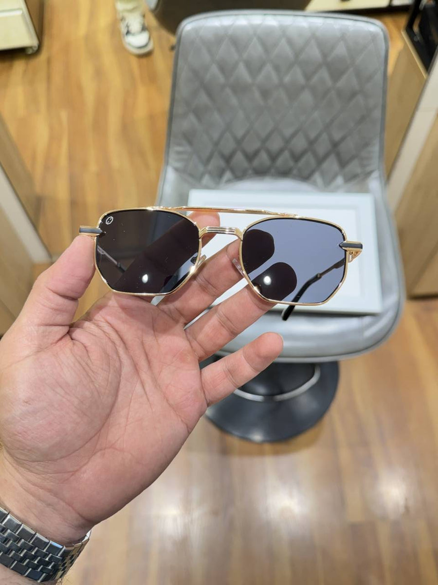 T henri 3845 gold black