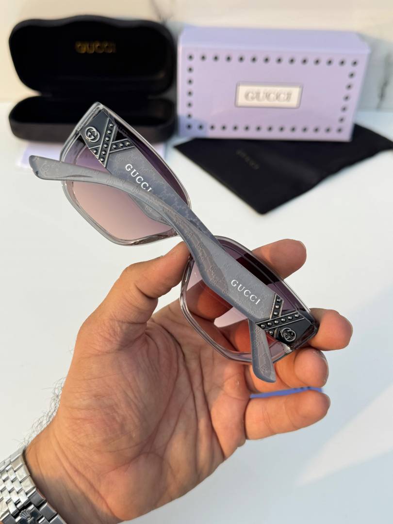 Guchi2898_grey_pink