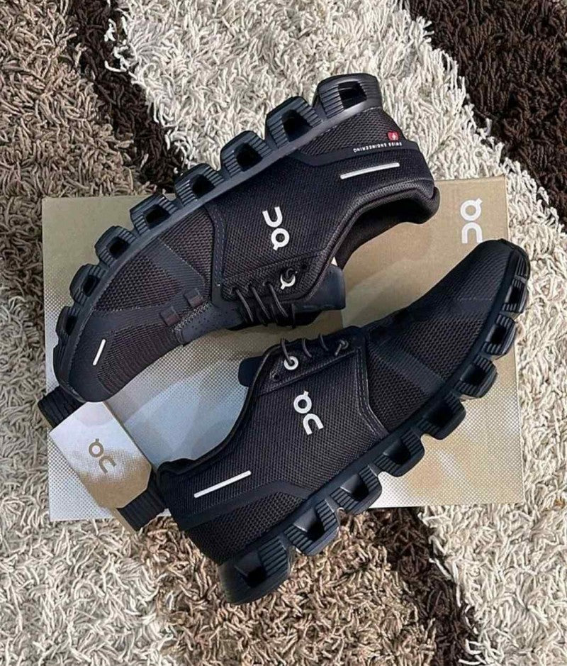 On Running Cloud 5 Waterproof Full Black 950