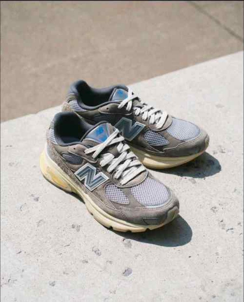 New balencee 2010 Grey 589