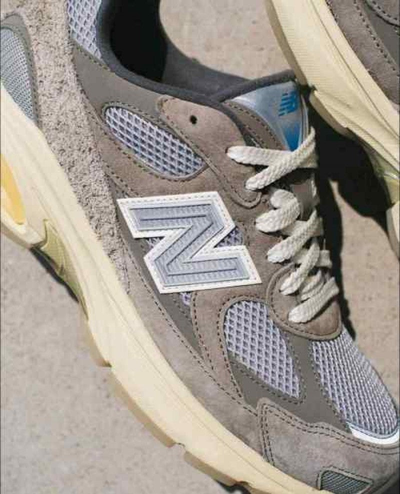 New balencee 2010 Grey 589